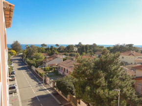 Apartment Les Calanques d'Azur by Interhome